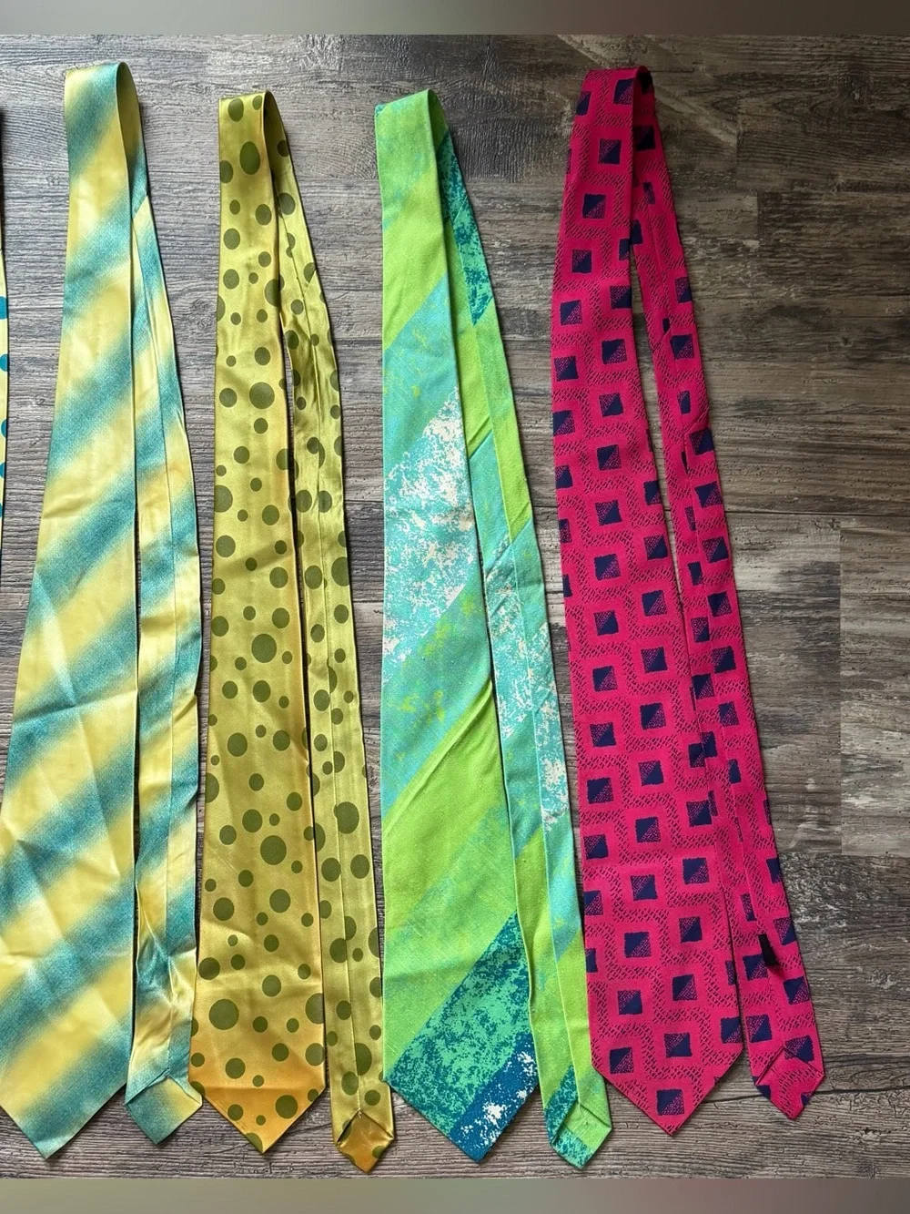 Lot of 6 men’s neck ties unbranded yellow, blue, green, brown, pink